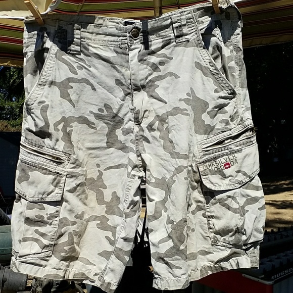 quicksilver cargo pants